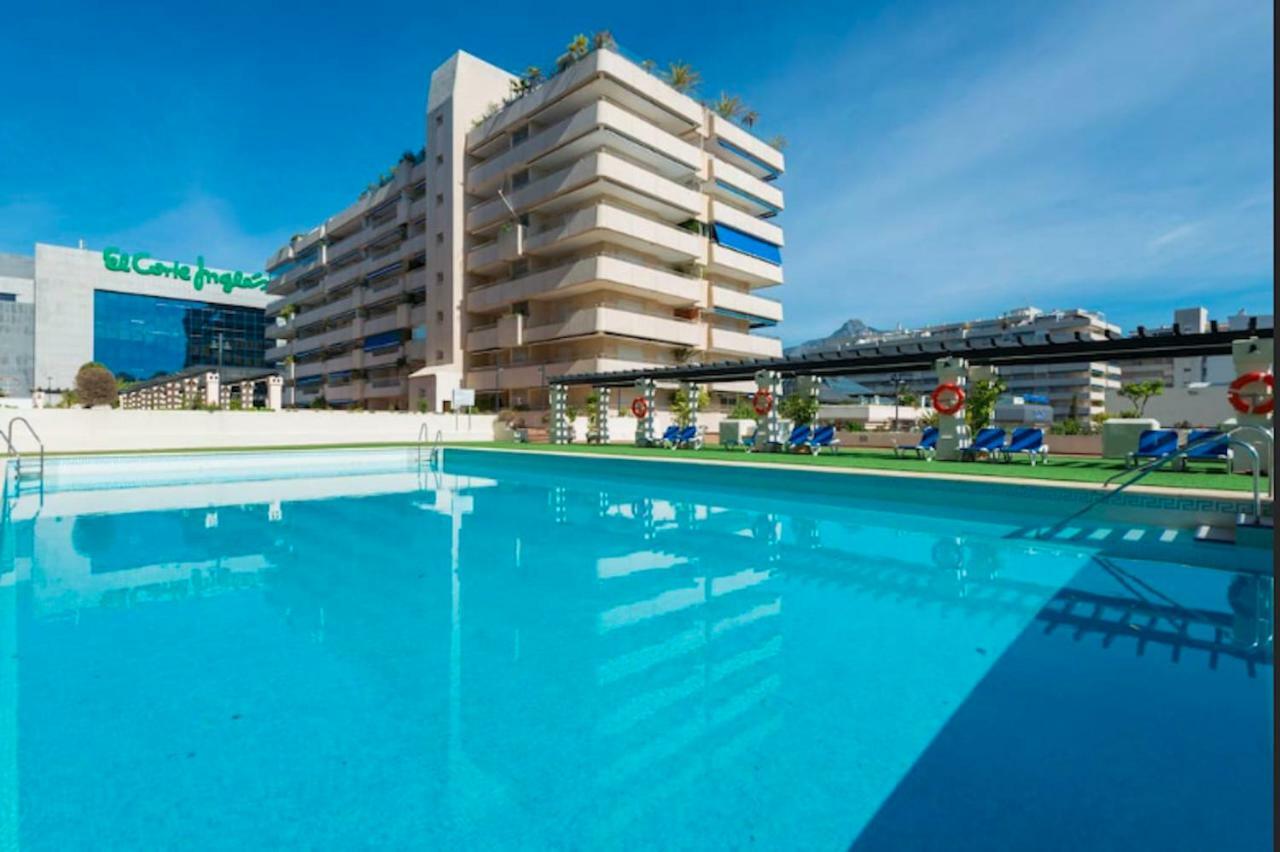 Center Puerto Banus -3 Bedrooms ماربيا المظهر الخارجي الصورة